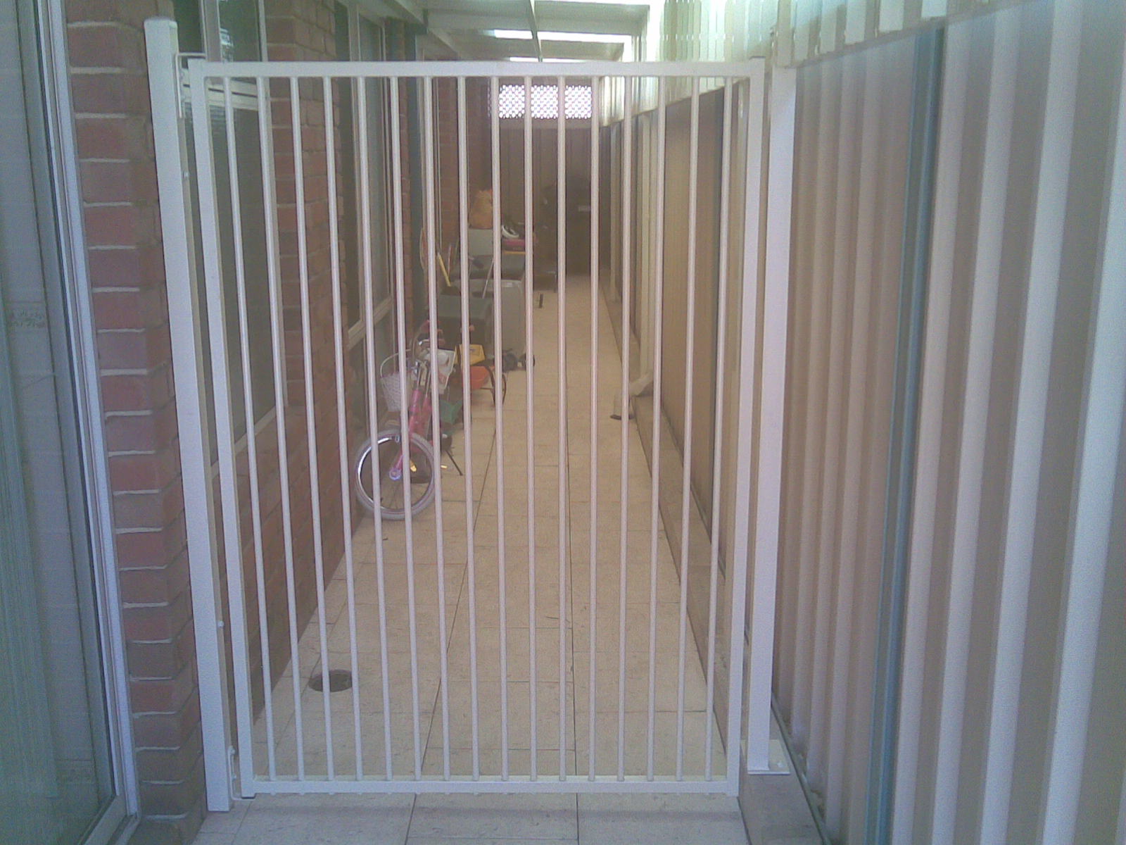 gates04