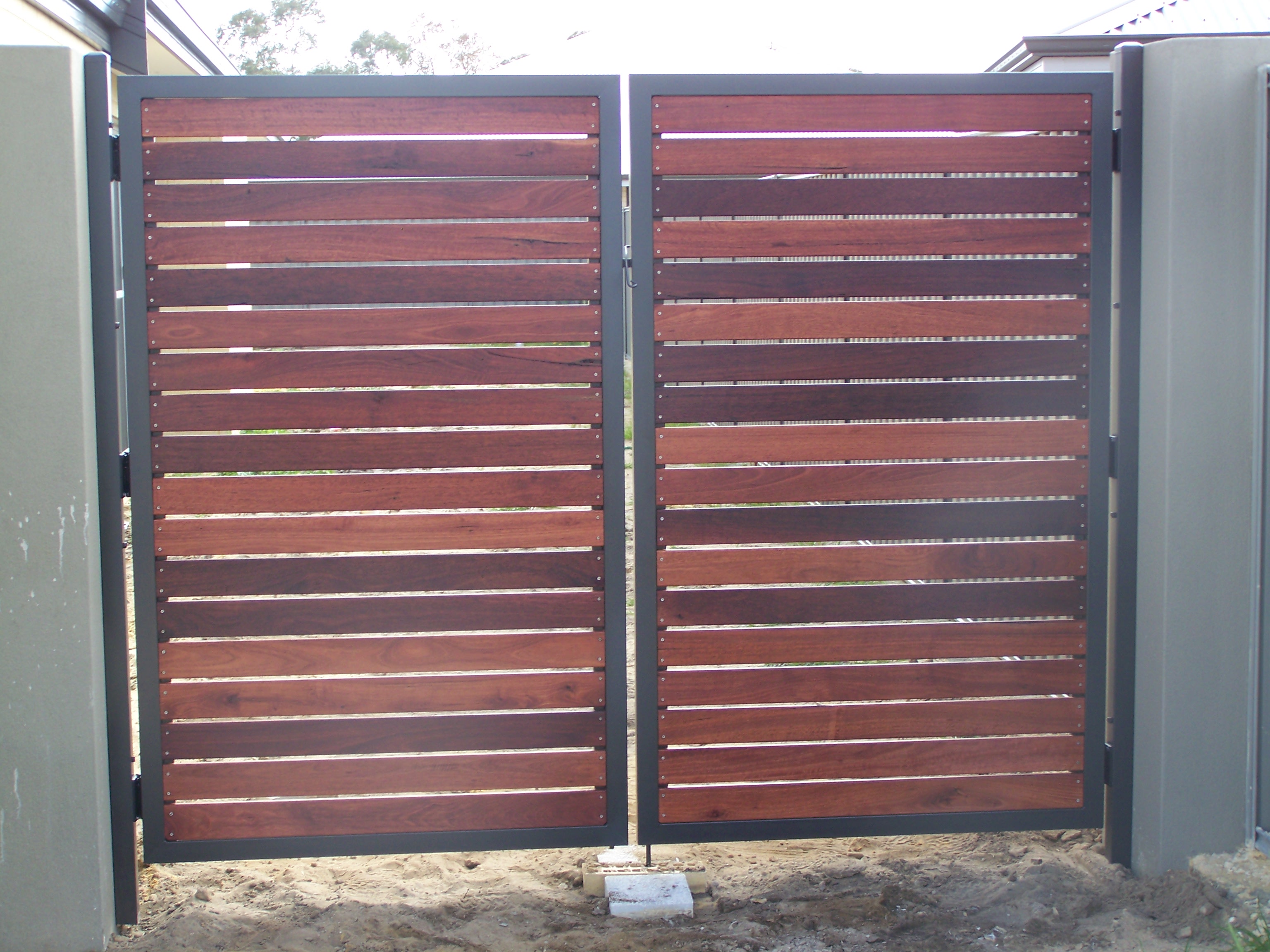 gates10